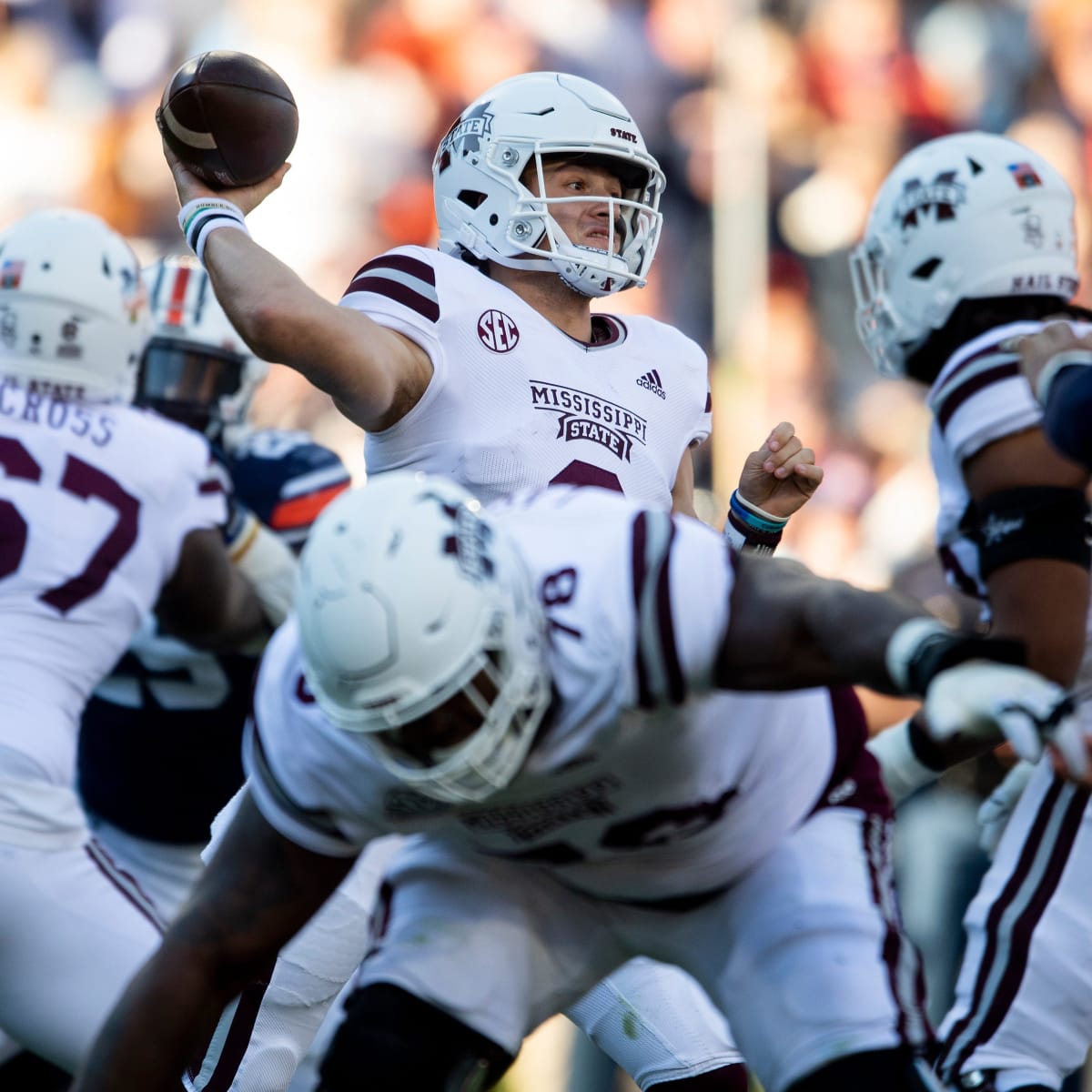 Mississippi State tackle Charles Cross is shooting up 2022 NFL