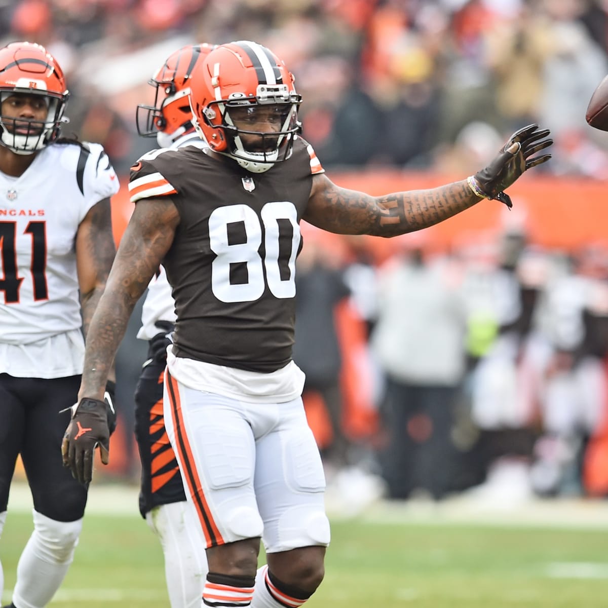 Jarvis Landry's Legacy with Cleveland Browns Doesn't Need Embellishment; It  Stands on Its Own - Sports Illustrated Cleveland Browns News, Analysis and  More