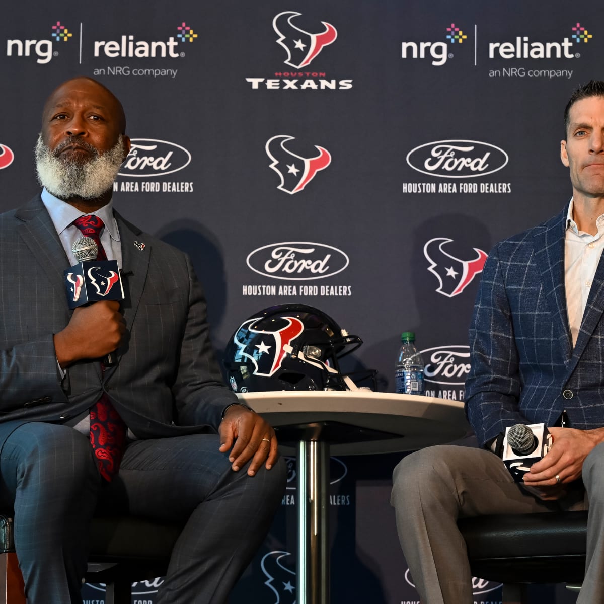 Head coach hires: Grading Lovie Smith to Texans, Mike McDaniel to Dolphins  - Sports Illustrated