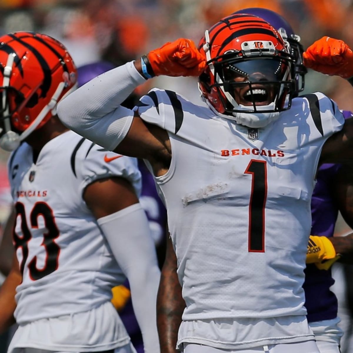 Cincinnati Bengals' Ja'Marr Chase, Joe Burrow Nab Offensive Rookie