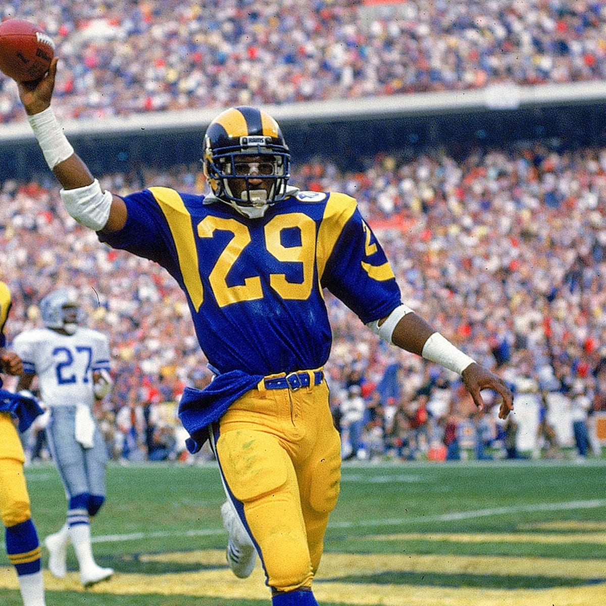 Making the case for those old school Rams uniforms
