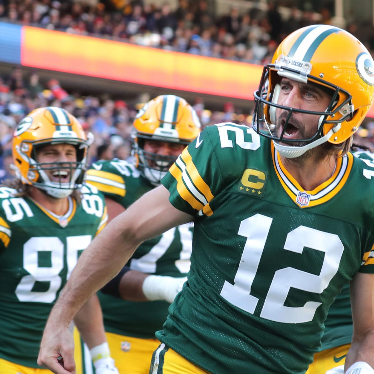 Covers on X: 2022 NFL MVP odds. Could Aaron Rodgers (+700) win it for a  third consecutive year? 