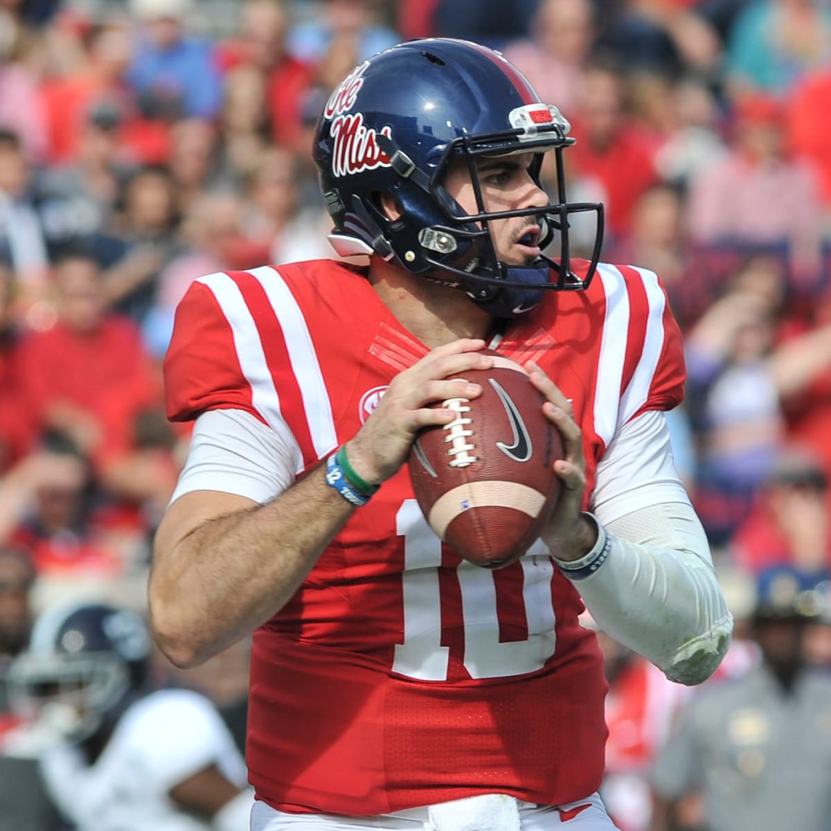 LOOK: Former Ole Miss QB Chad Kelly Wins Grey Cup Championship With Toronto  Argonauts - The Grove Report – Sports Illustrated at Ole Miss