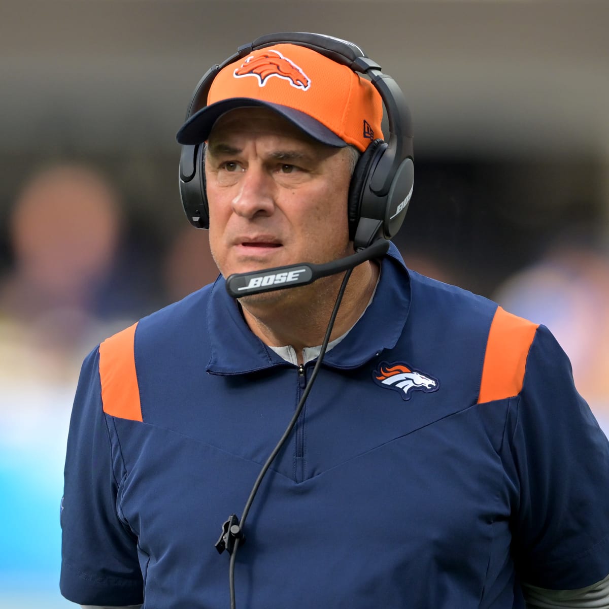 49ers news: Vic Fangio has yet to decide whether he's taking the Dolphins  defensive coordinator position - Niners Nation