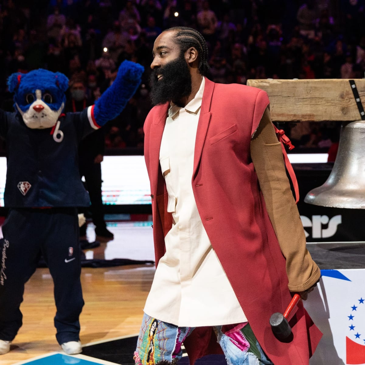 Legion Hoops on X: James Harden's pregame outfit is.unique.   / X