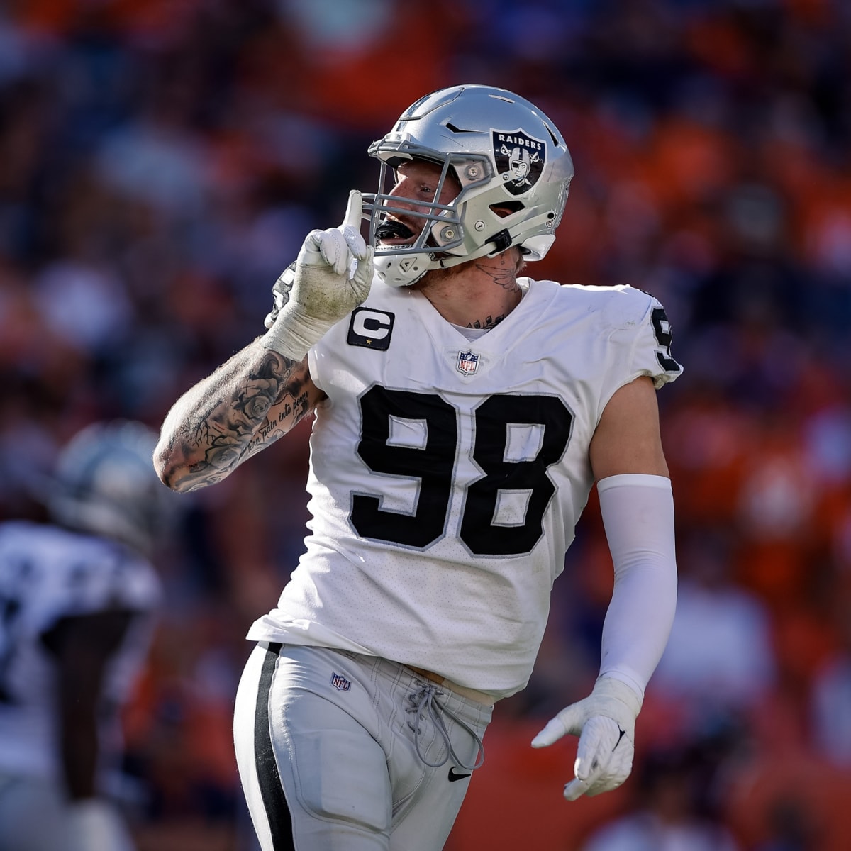 Raiders News: Maxx Crosby wins AFC Defensive Player of the Week - Silver  And Black Pride