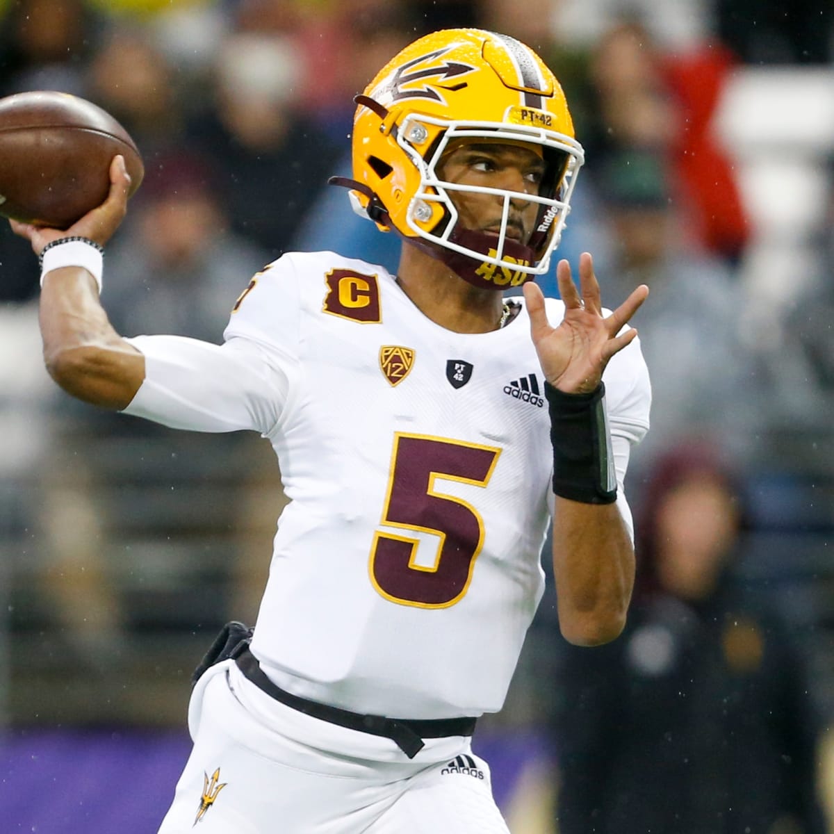 PFF Ranks ASU's Jayden Daniels No. 72 Quarterback in Country