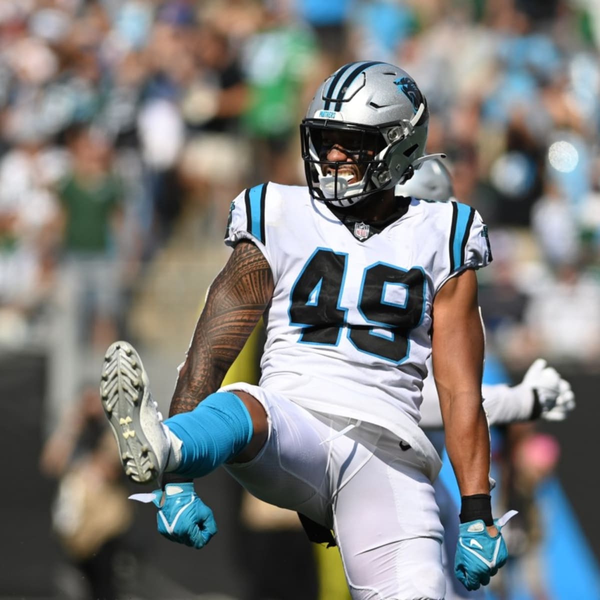 Panthers extend linebacker Frankie Luvu : r/panthers