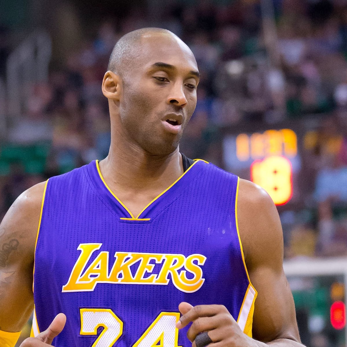 Kobe Bryant rookie card sells for nearly $1.8 million - Sports Illustrated