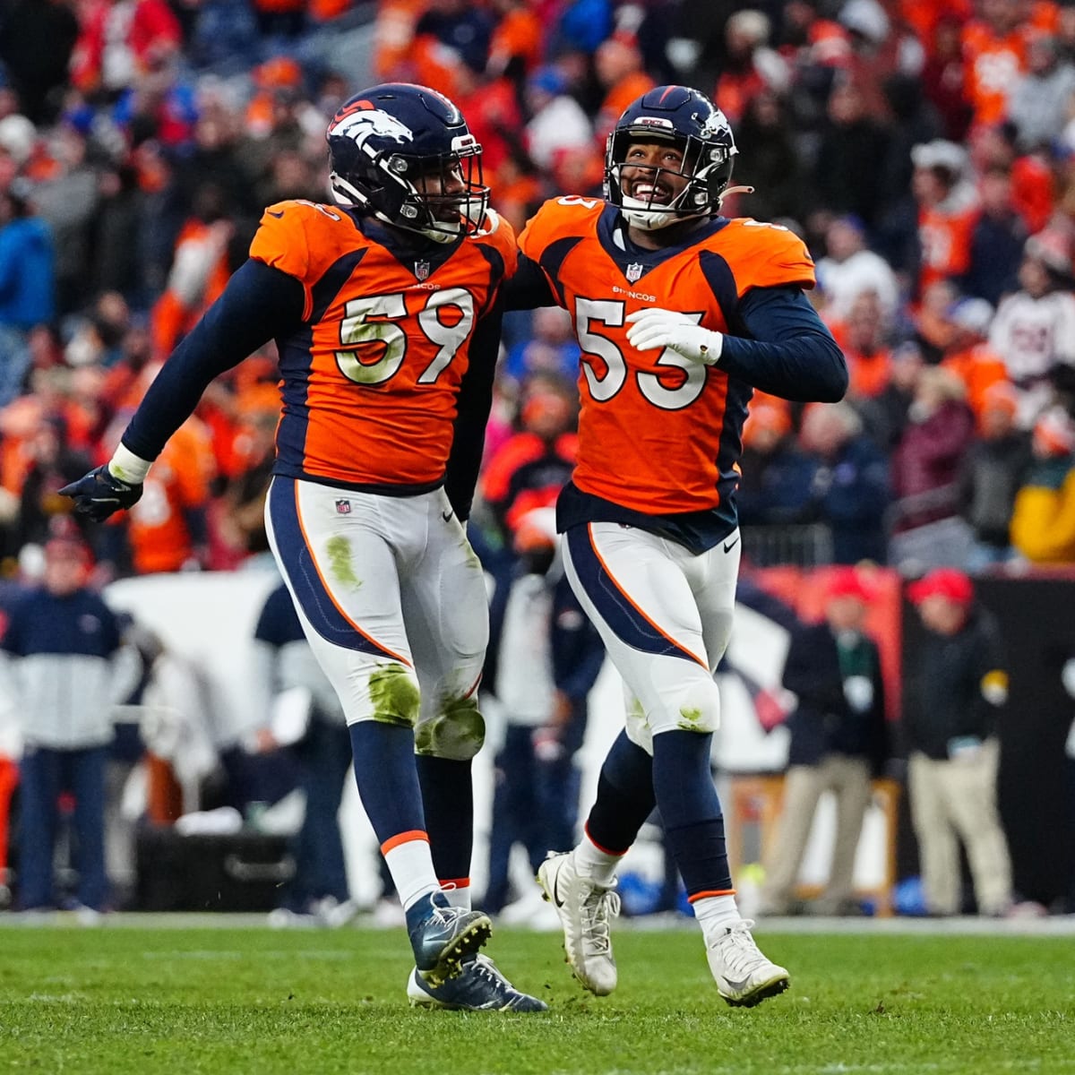 Bradley Chubb attempted to paint the Denver Broncos logo - Mile