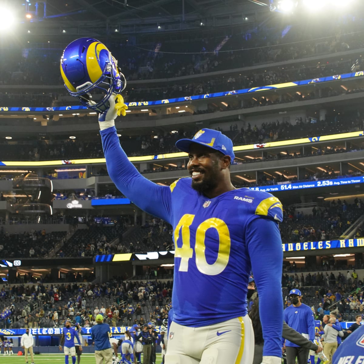 Von Miller gives us our first look at his “modern throwback” jersey for  Sunday night, per his IG story. : r/LosAngelesRams