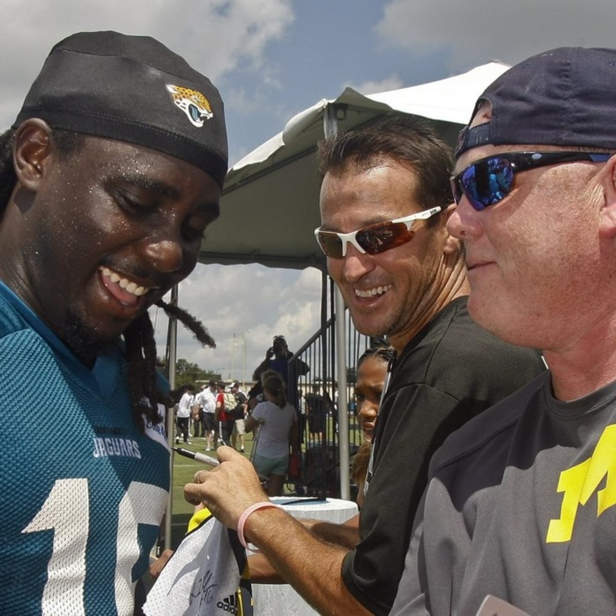 Report: Jags add former draft pick Denard Robinson to coaching staff