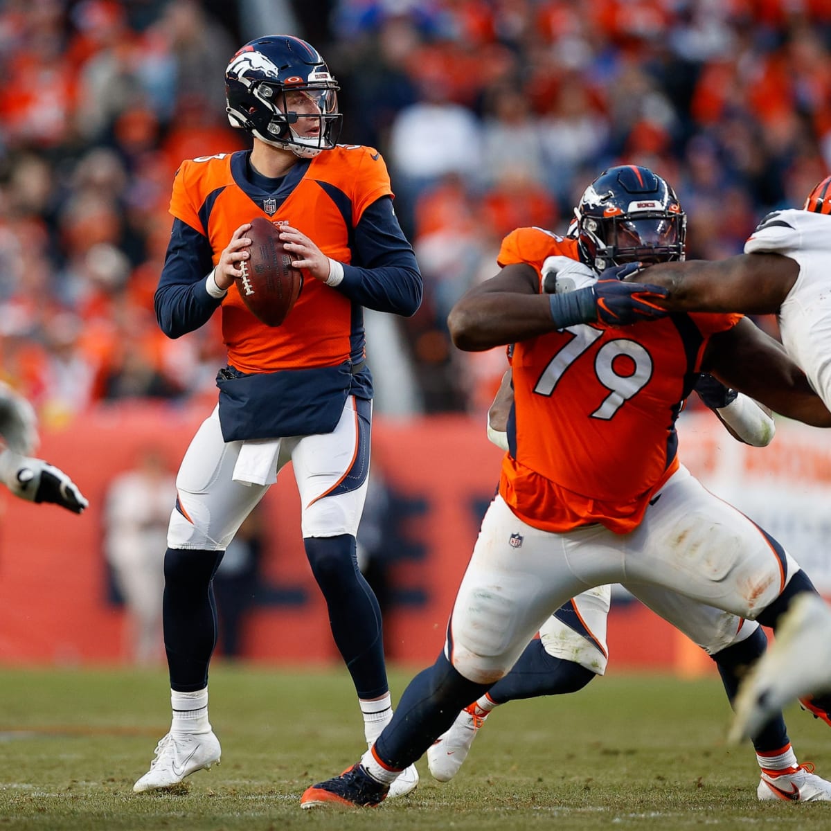 Denver Broncos: Lloyd Cushenberry receives low ranking among centers