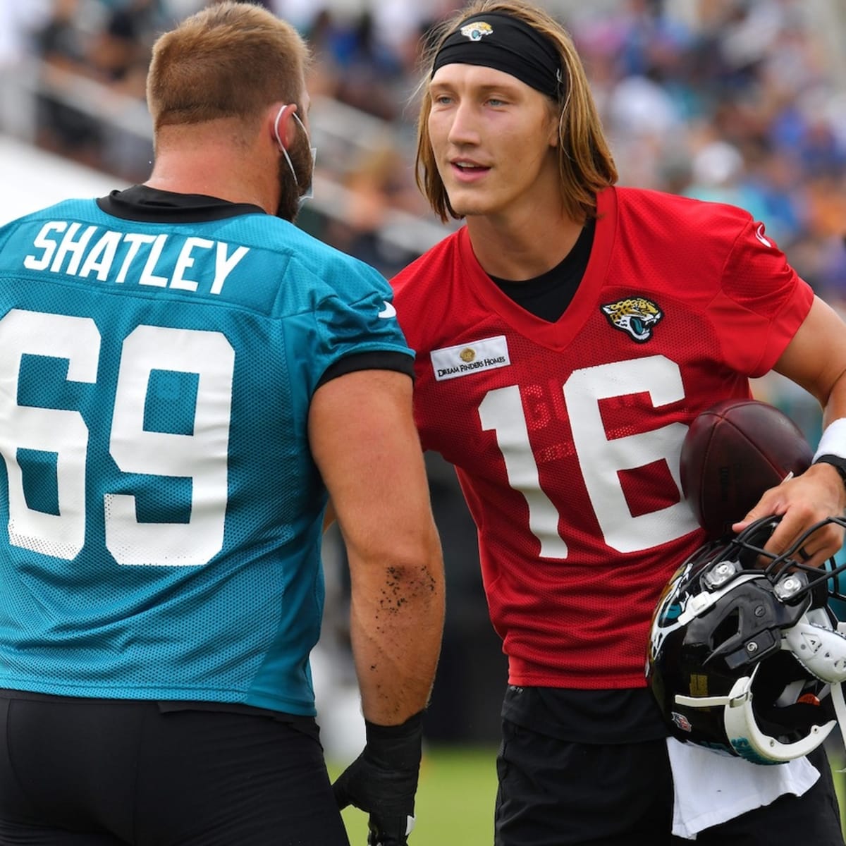 Jaguars re-sign offensive lineman Tyler Shatley