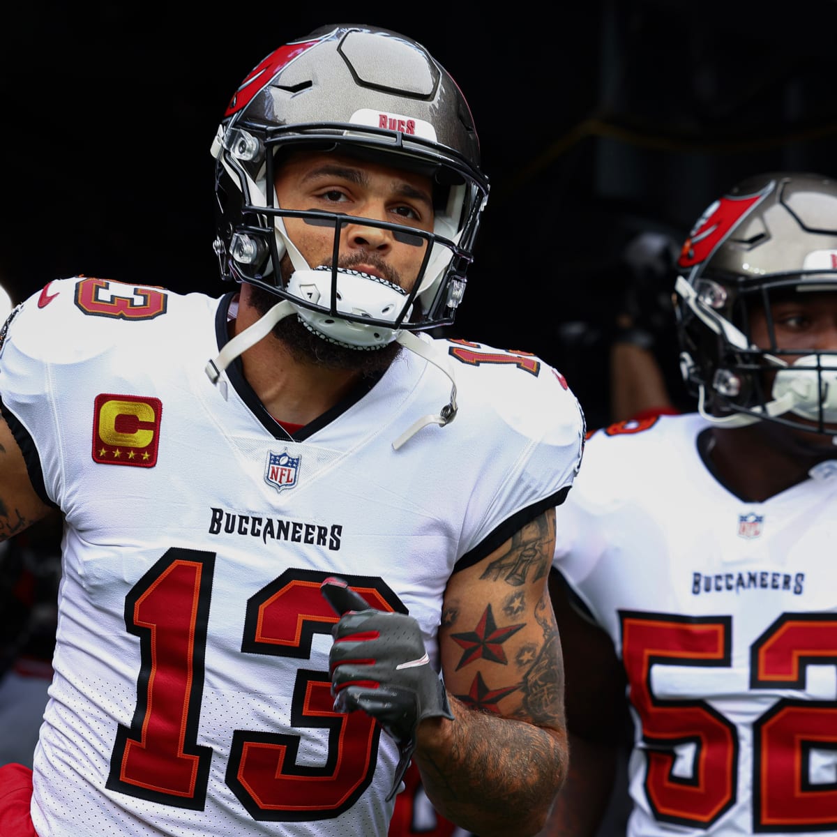 No, the Buccaneers shouldn't be seen as 2021 NFC South favorites