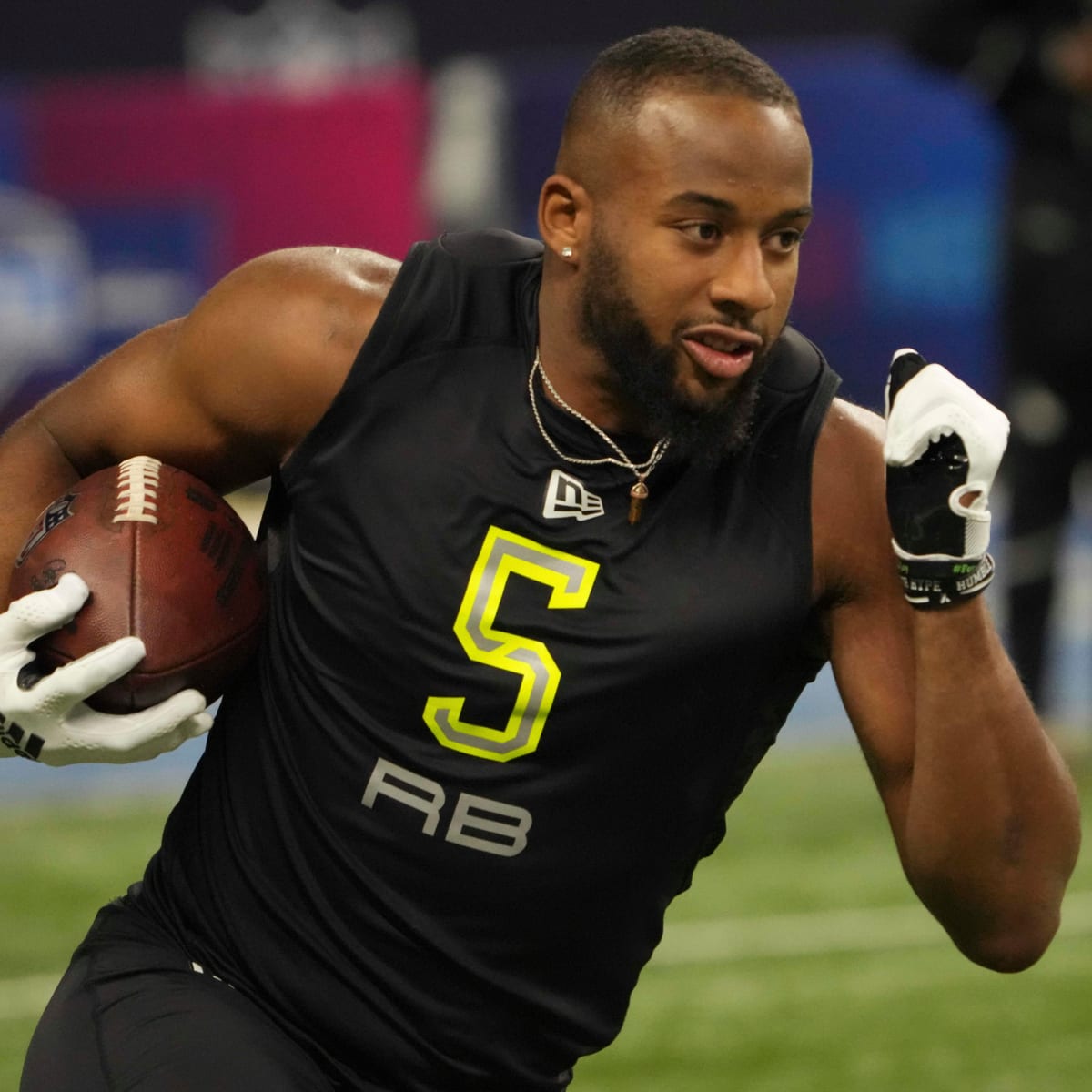 Oklahoma RB Kennedy Brooks Surprises at NFL Combine - Sports Illustrated  Oklahoma Sooners News, Analysis and More