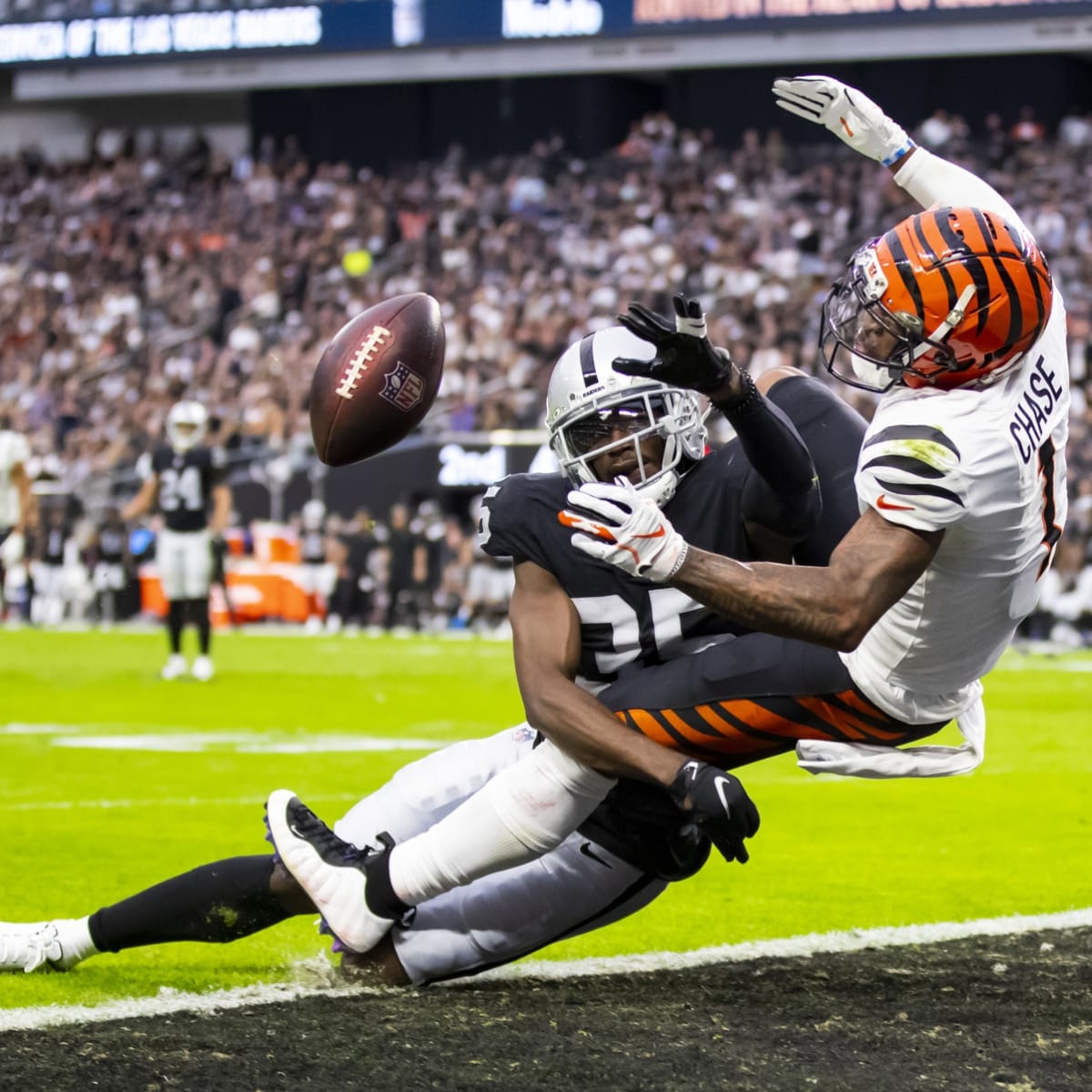 Las Vegas Raiders cornerbacks: Brandon Facyson, the elder statesman -  Silver And Black Pride