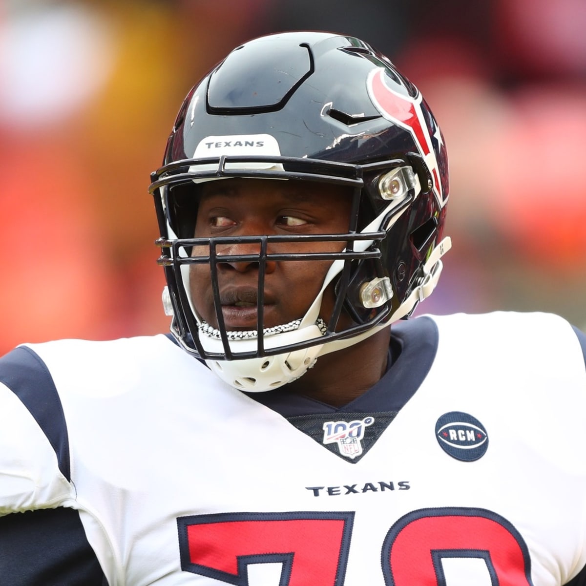 Texans lock up offensive tackle Laremy Tunsil with three year