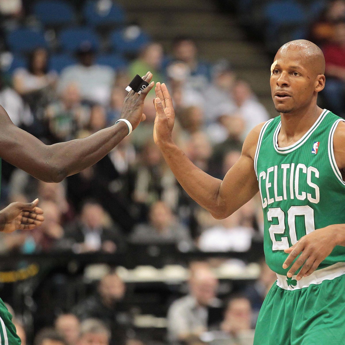 Kevin Garnett has No. 5 jersey retired by Celtics, buries hatchet with  former teammate Ray Allen 