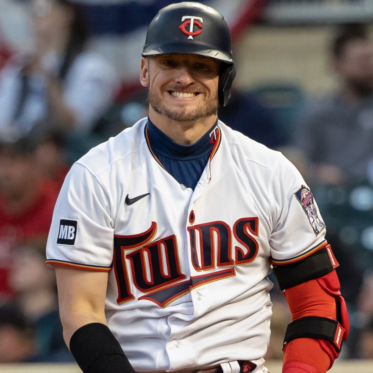 Yankees get Josh Donaldson from Twins in trade for Gary Sánchez, Gio Urshela