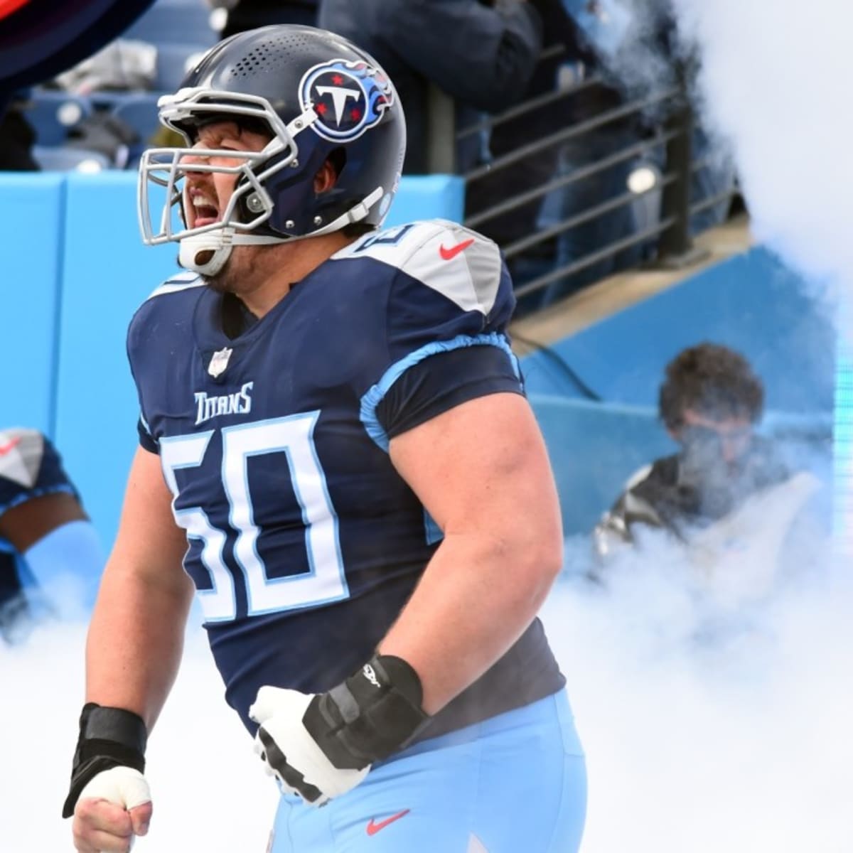 Tennessee Titans: Ben Jones' Return Ensures O-Line Continuity - Sports  Illustrated Tennessee Titans News, Analysis and More