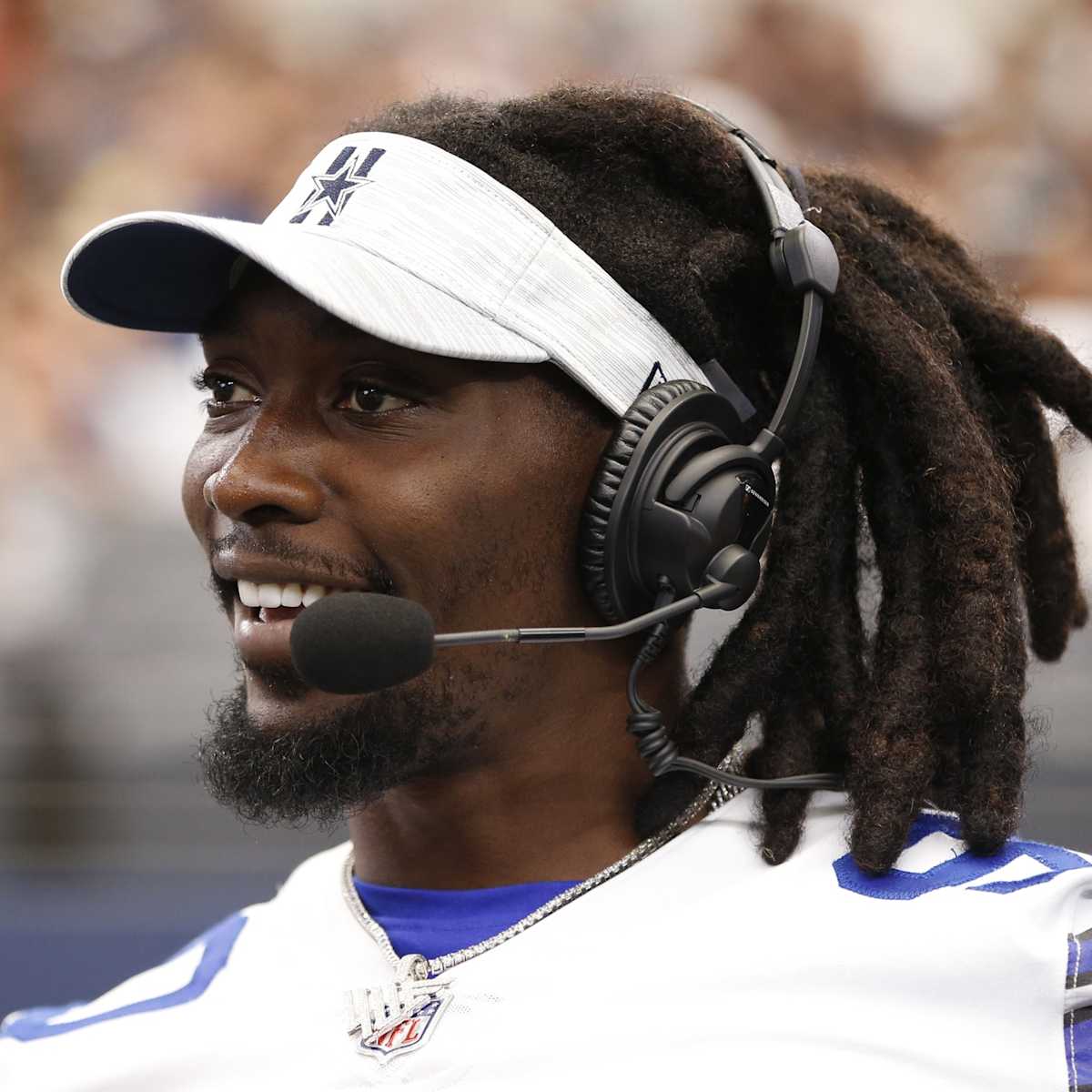 Cowboys in contract DEADLOCK with DeMarcus Lawrence but Dallas fans sent  good news, NFL, Sport