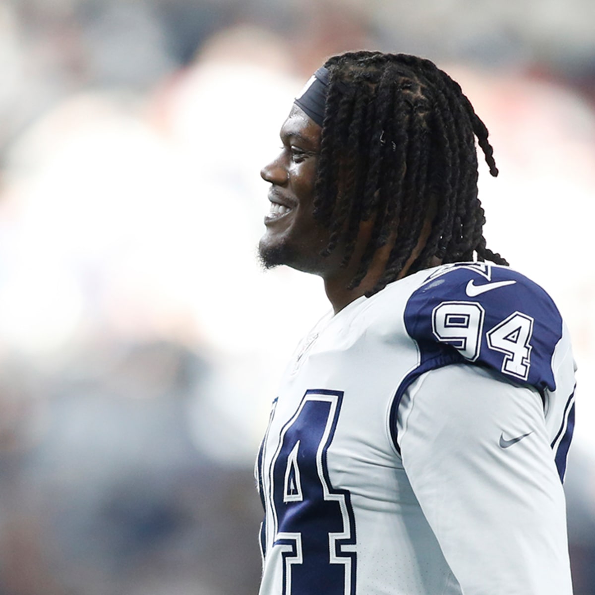 Cowboys lose Randy Gregory to Broncos after contract issue