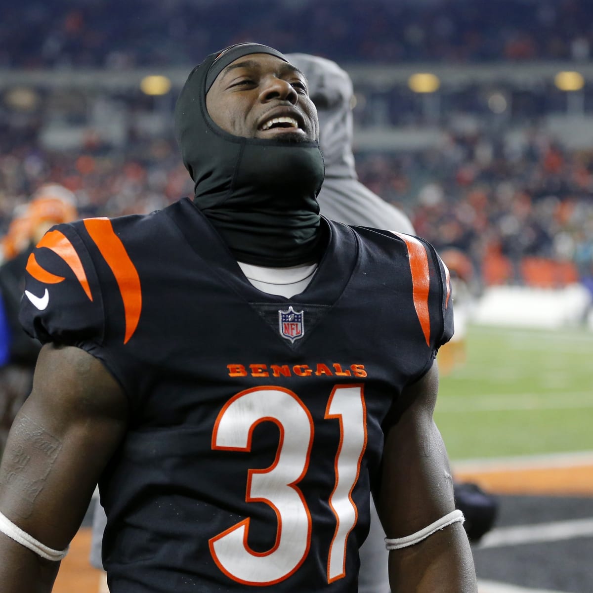 Cincinnati Bengals wide receiver Mike Thomas (80) walks onto the field  during an NFL football game against the Jacksonville Jaguars, Thursday,  Sept. 30, 2021, in Cincinnati. (AP Photo/Emilee Chinn Stock Photo - Alamy