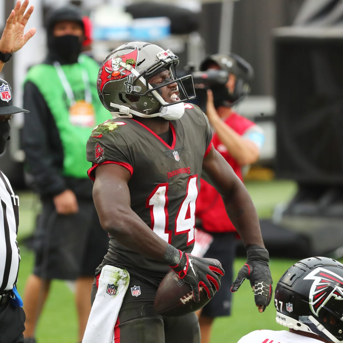 Tampa Bay Buccaneers, Chris Godwin Agree to Three-Year Deal