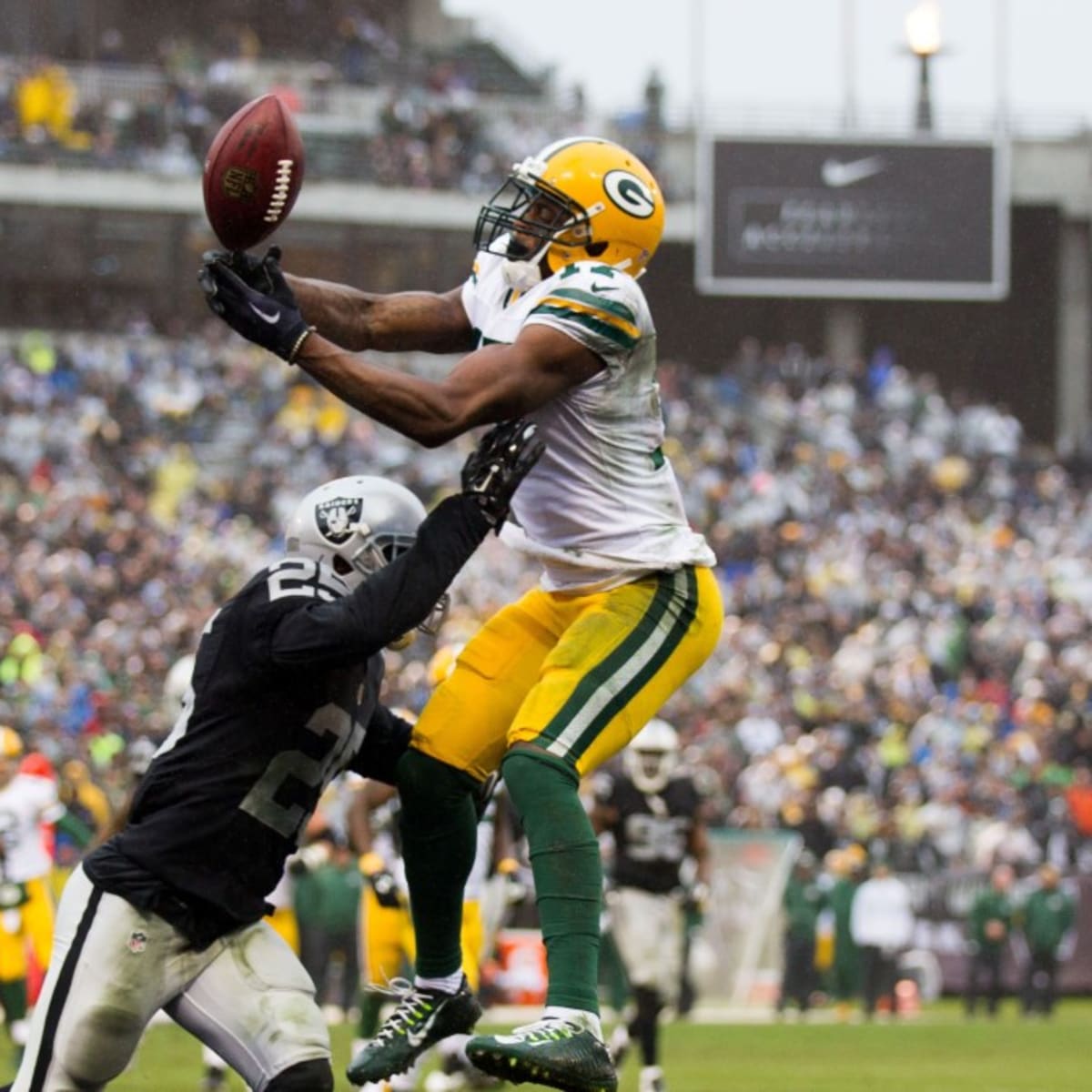 Grading the blockbuster Raiders-Packers Davante Adams trade