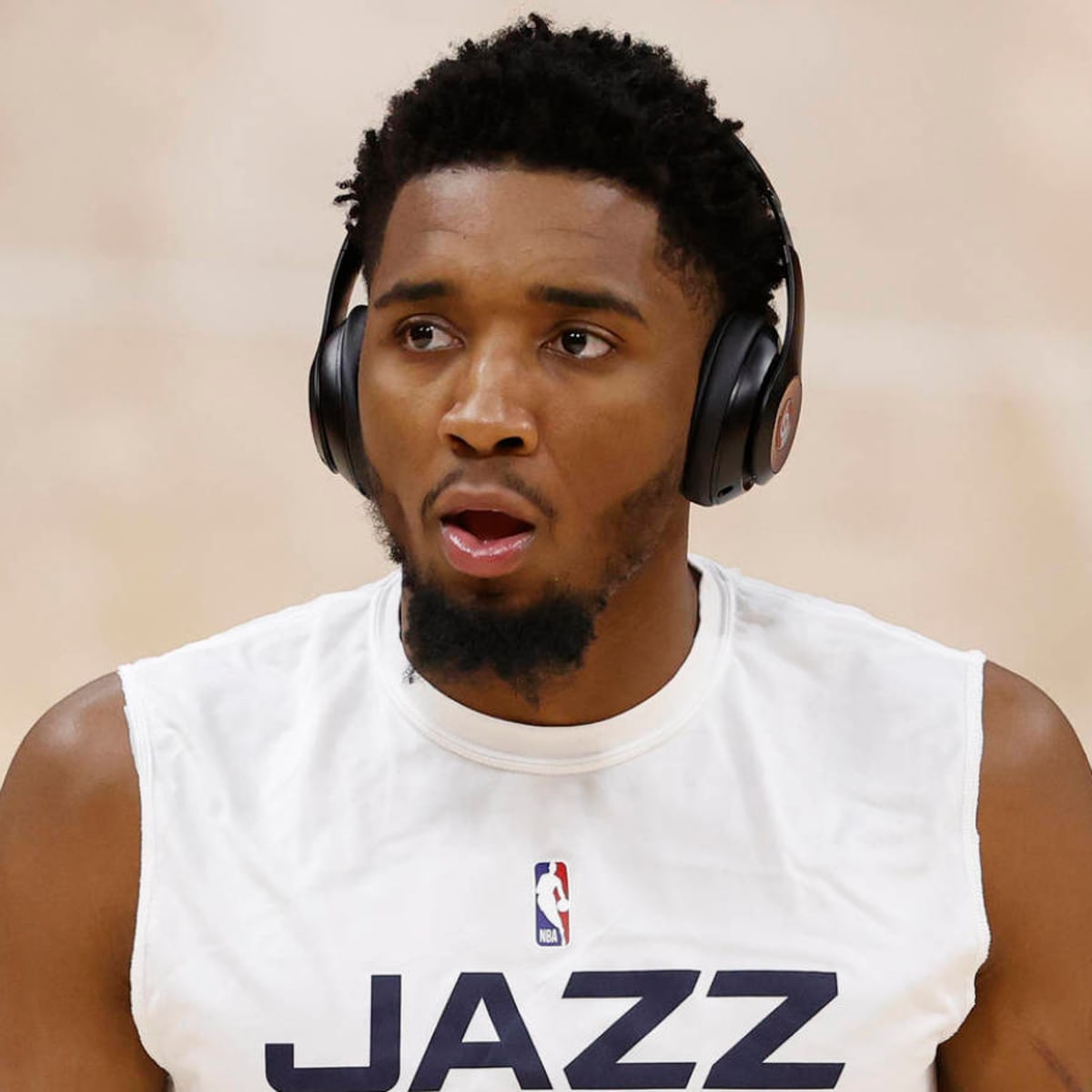 Jazz rally past Clippers in Game 1, Donovan Mitchell scores 45 points