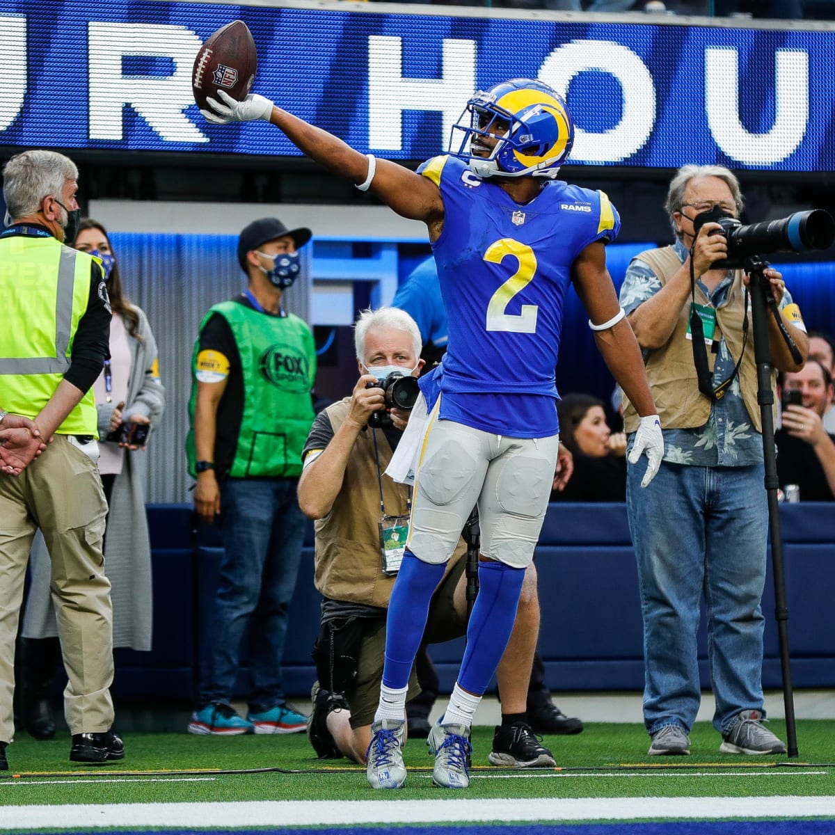 Rams' Allen Robinson a trade candidate? L.A. needs to move on