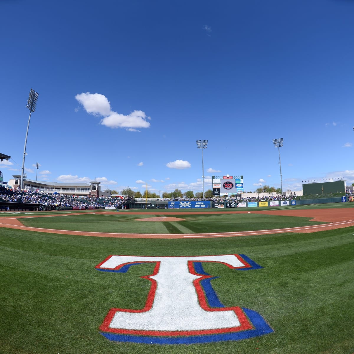 Guide to spring training stadiums: Royals' and Rangers' Surprise