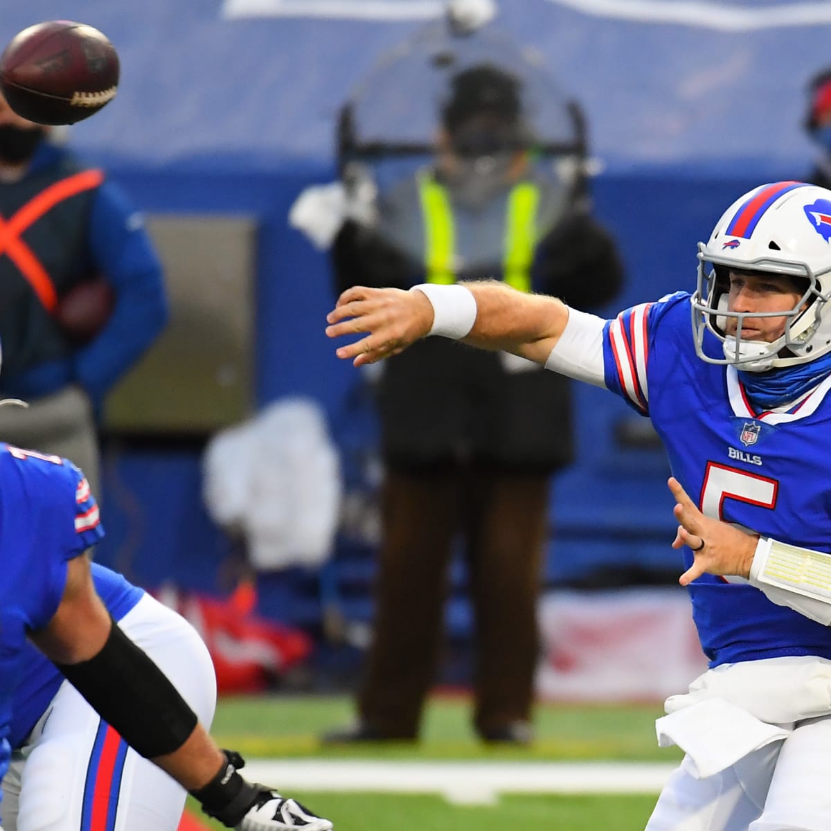 Philadelphia Eagles: Matt Barkley's time in Buffalo could help