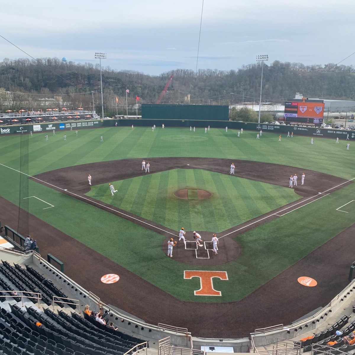 Tennessee Baseball on X: E2  🖐️ 2-out runs for the Vols in the