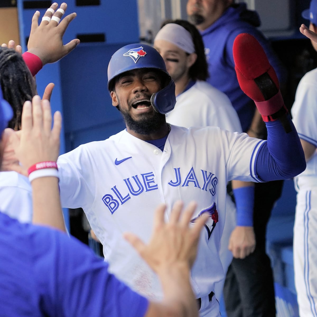 Report: Blue Jays Avoid Arbitration With Teoscar Hernández - Sports  Illustrated Toronto Blue Jays News, Analysis and More