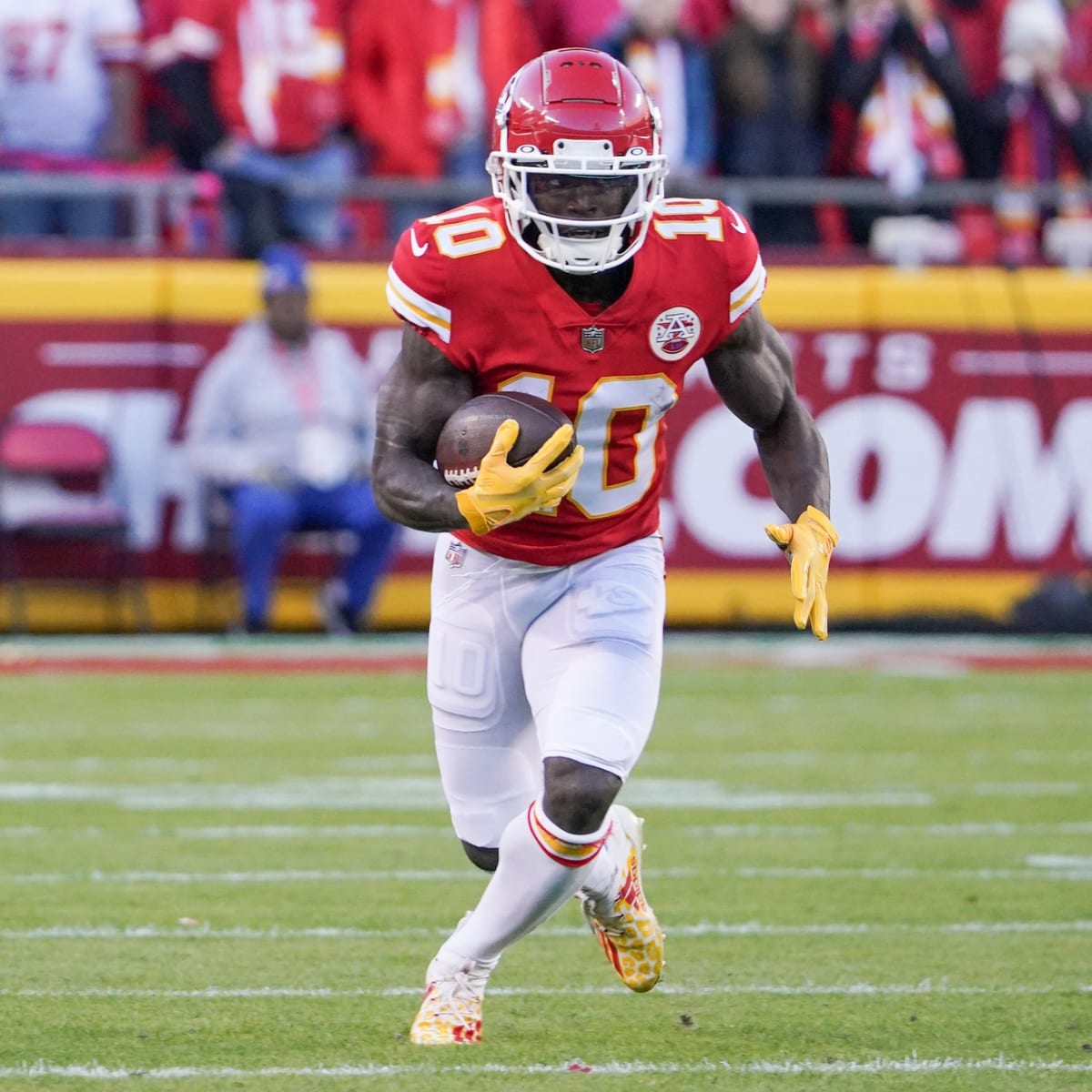 Here is the trade the Chiefs and Jets had in place for Tyreek Hill:  