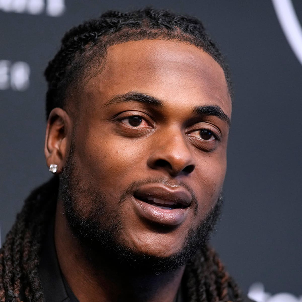 Davante Adams clarifies Derek Carr 'Hall of Famer' remark