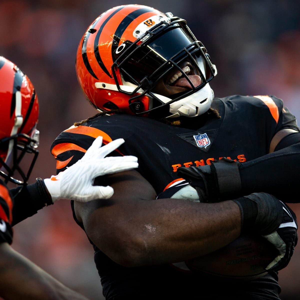 Larry Ogunjobi Cincinnati Bengals Game-Used #94 White Jersey vs. Las Vegas  Raiders on November 21 2021