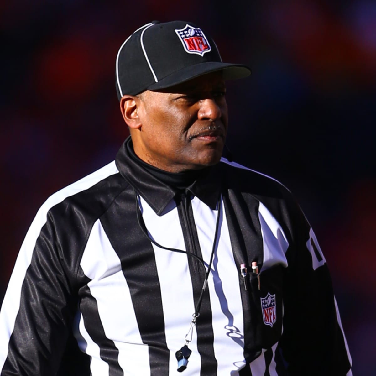 Longtime NFL official Wayne Mackie dead at 62