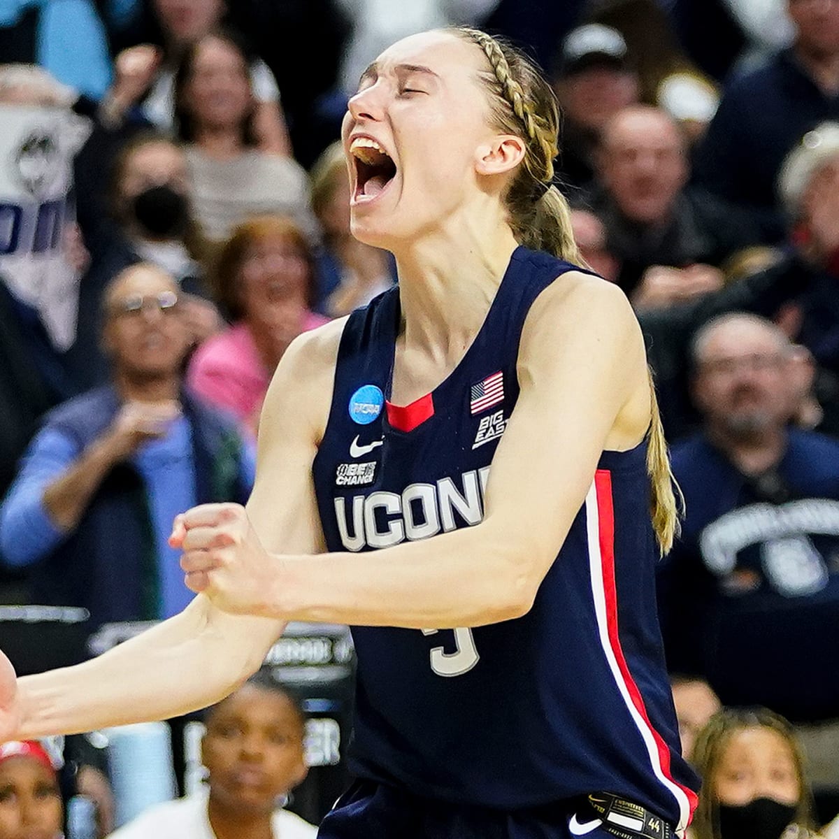 Paige Bueckers leads UConn to 14th straight Final Four appearance - Sports  Illustrated