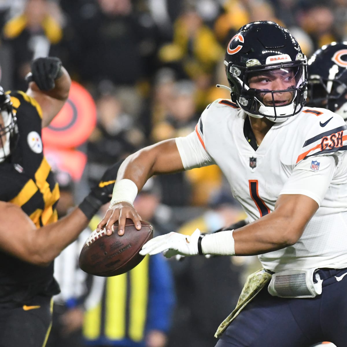 Justin Fields rallies Chicago Bears for stunning upset win - Sports  Illustrated Chicago Bears News, Analysis and More