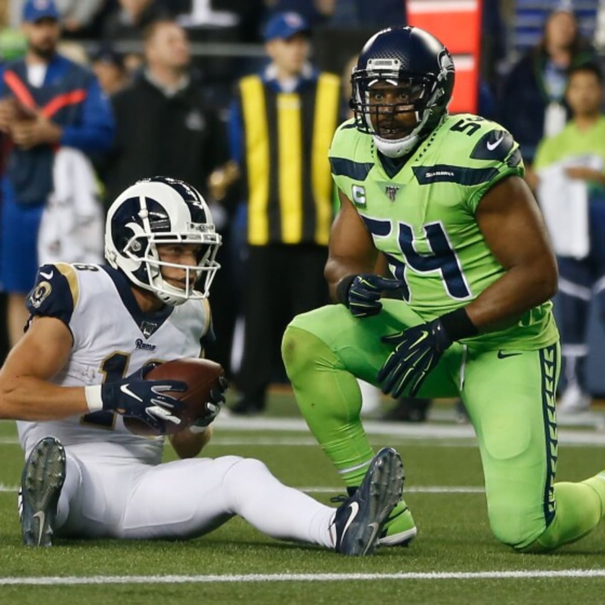 Rams share first look at Bobby Wagner in No. 45 jersey