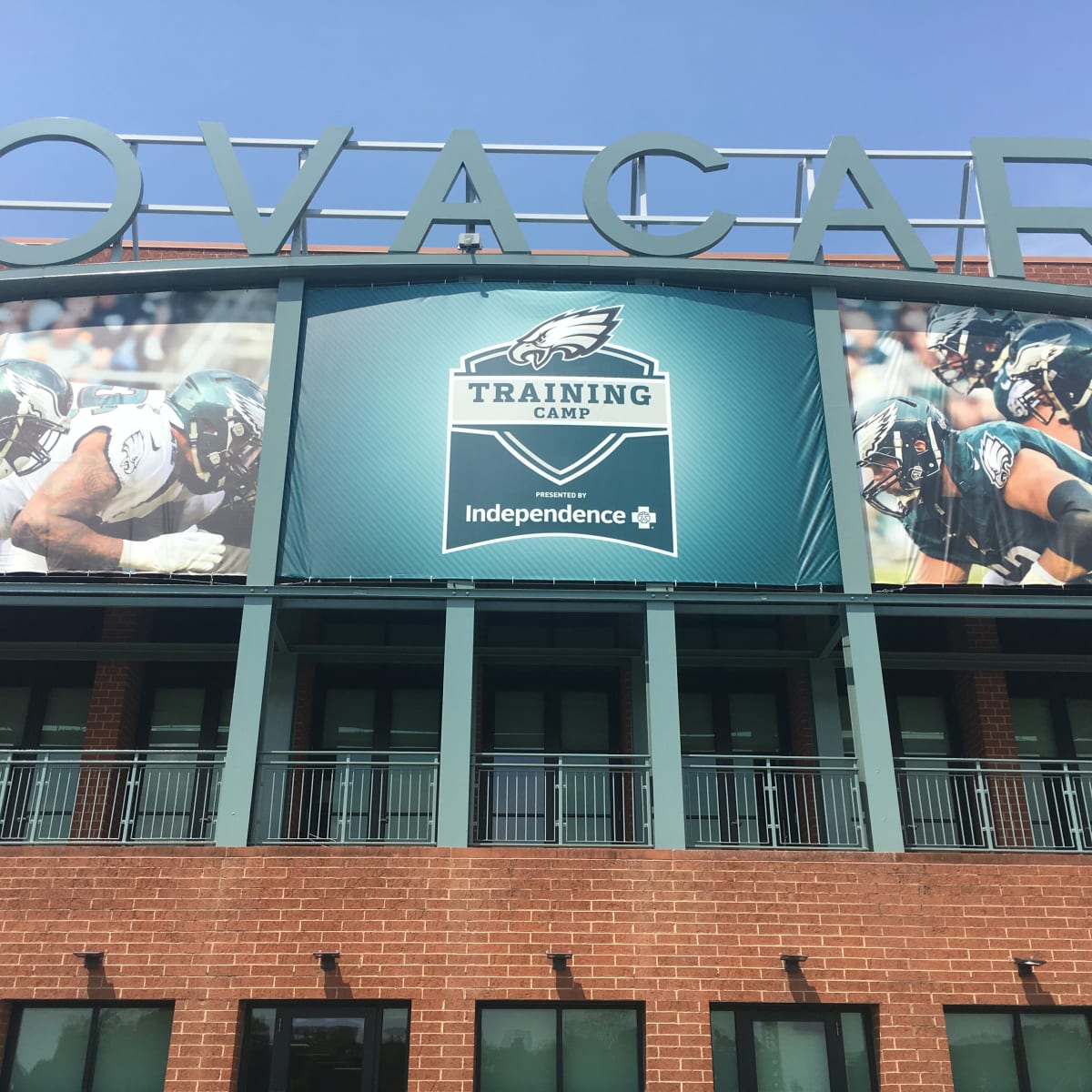 Philadelphia Eagles on X: Reunited #EaglesCamp