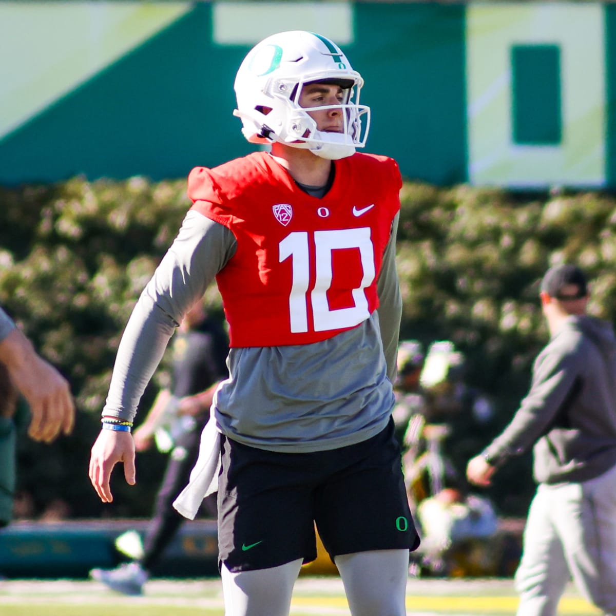 Quarterback Bo Nix Opens Up on Why he Transferred to Oregon Football -  Sports Illustrated Oregon Ducks News, Analysis and More