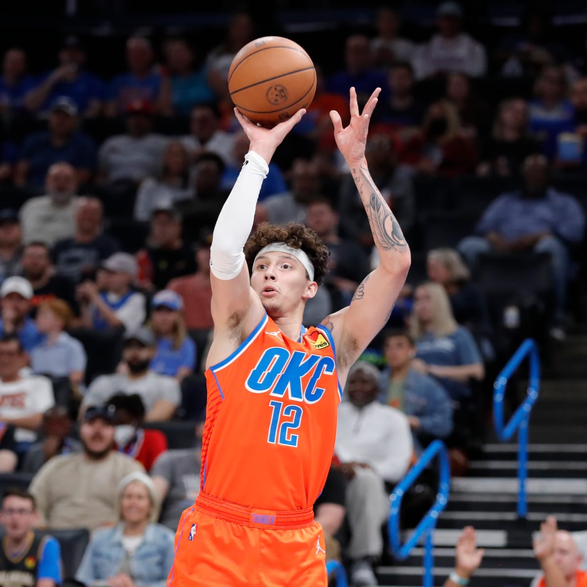 Mann's triple-double leads Thunder past Grizzlies in finale - The