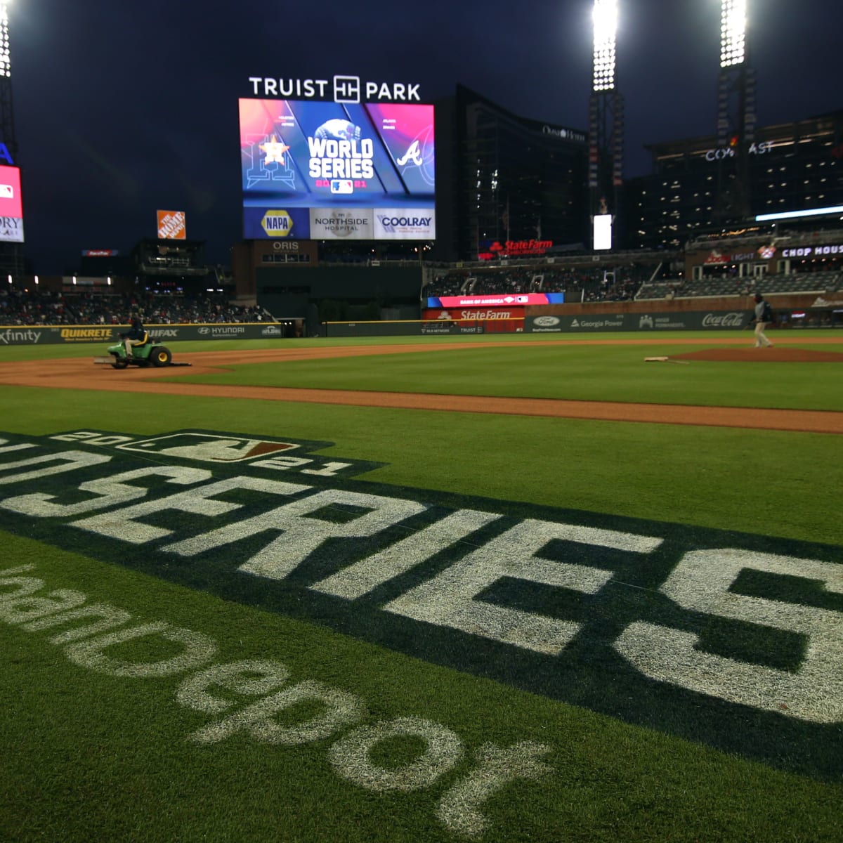 Fox Sports Taps Joe Davis As Its New Voice Of MLB – Deadline