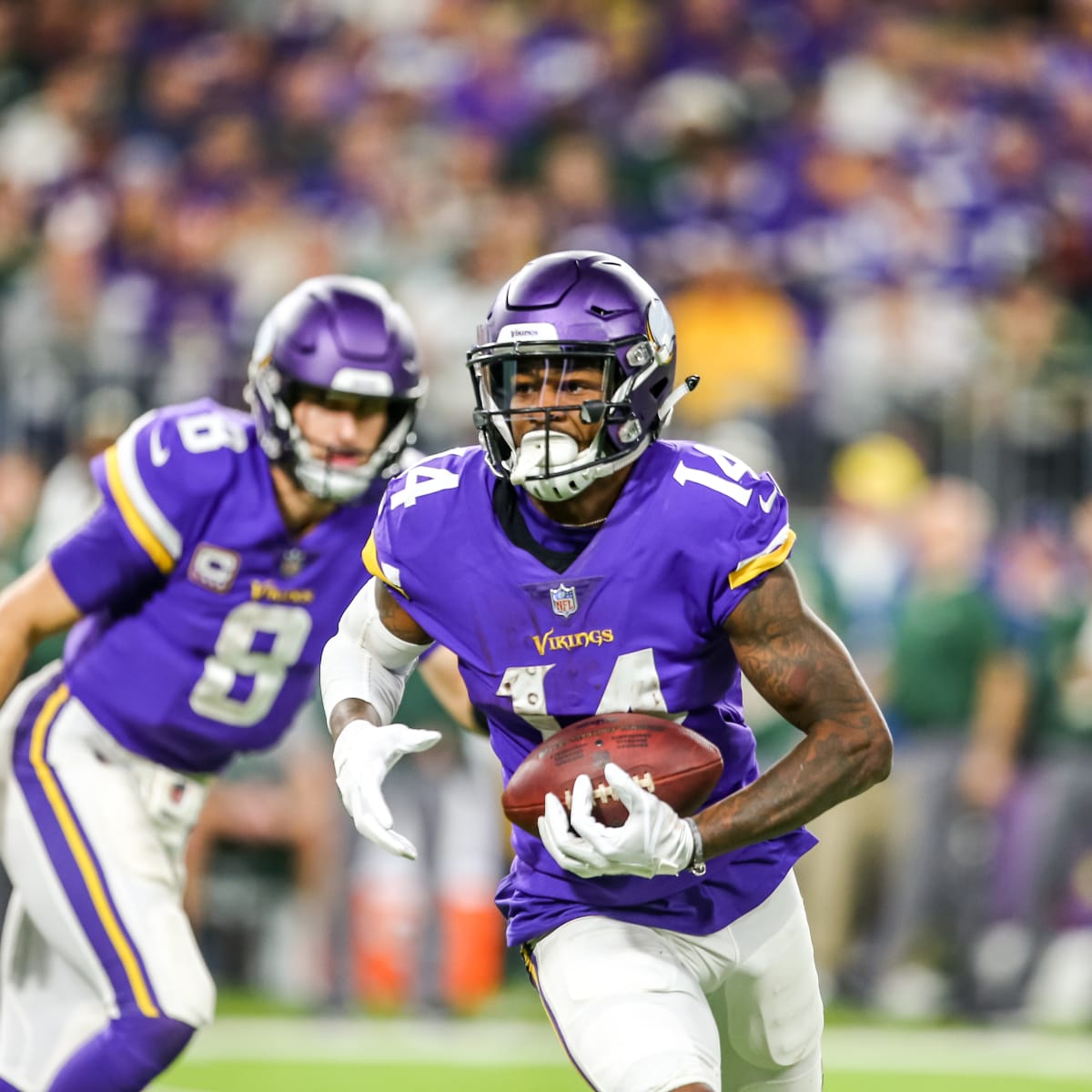 MN Vikings wide receiver Diggs acts strange on Twitter, Instagram