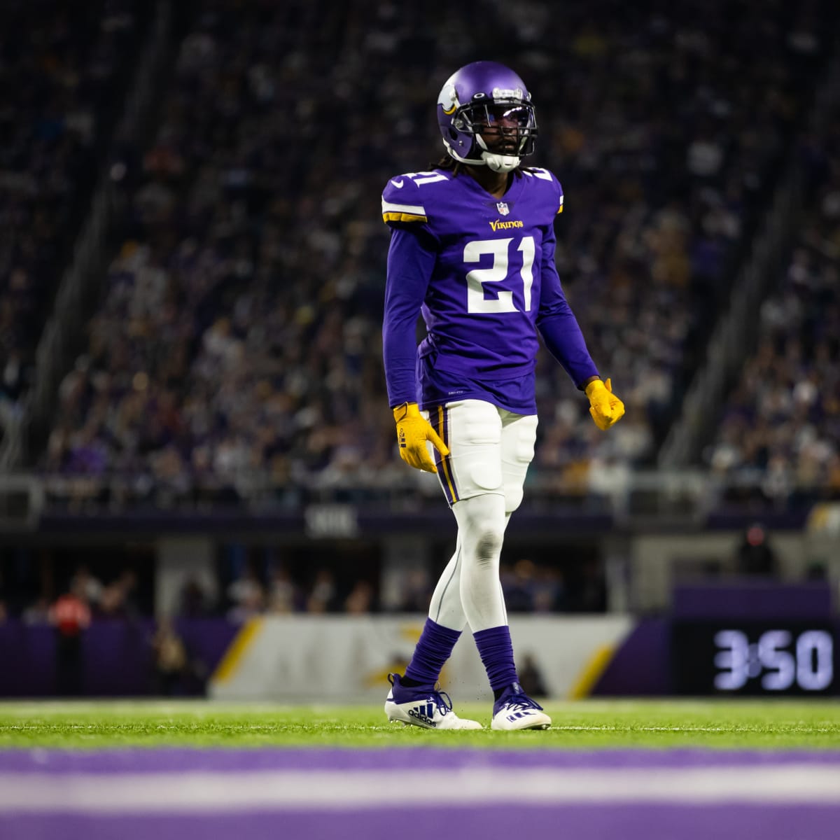 Did Bashaud Breeland threaten a Vikings beat reporter on Twitter?