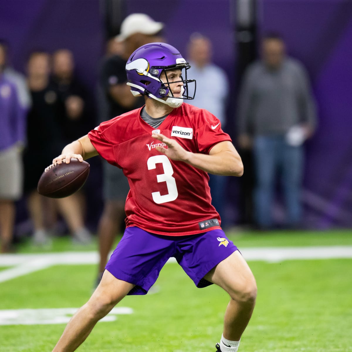 Vikings quarterback Kellen Mond close to signing rookie contract - Sports  Illustrated Minnesota Vikings News, Analysis and More